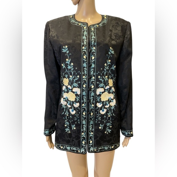 Adrianna Papell Jackets & Blazers - Adrianna Papéll Floral silk  Black Jacket size 14